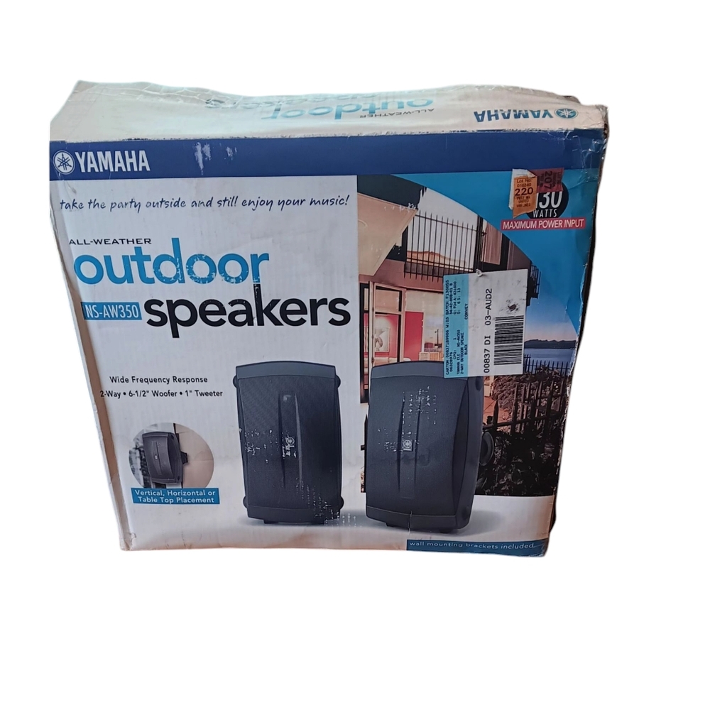 Yamaha All-Weather Outdoor Speakers Ns-aw350 - Black New In Box And Packaging